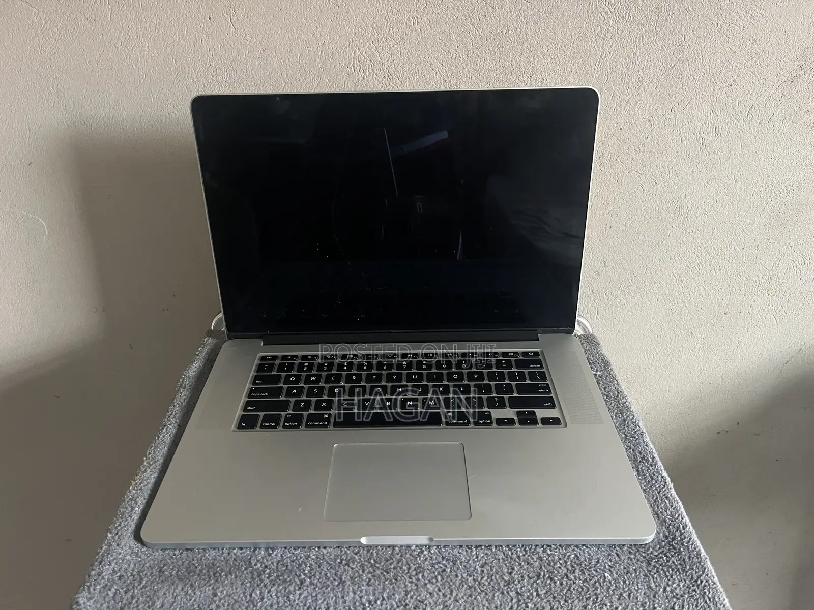 Laptop Apple MacBook Pro 4GB Intel Core i5 HDD 256GB