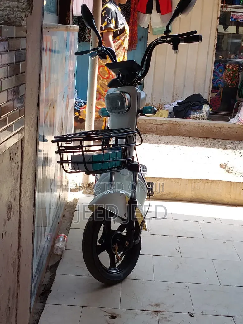 Motorcycle 2024 White