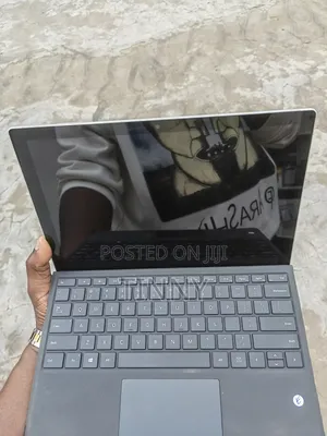 Laptop Microsoft Surface Pro 7