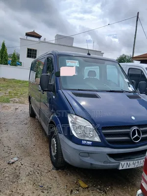 Mercedes-Benz Sprinter 2012 Blue