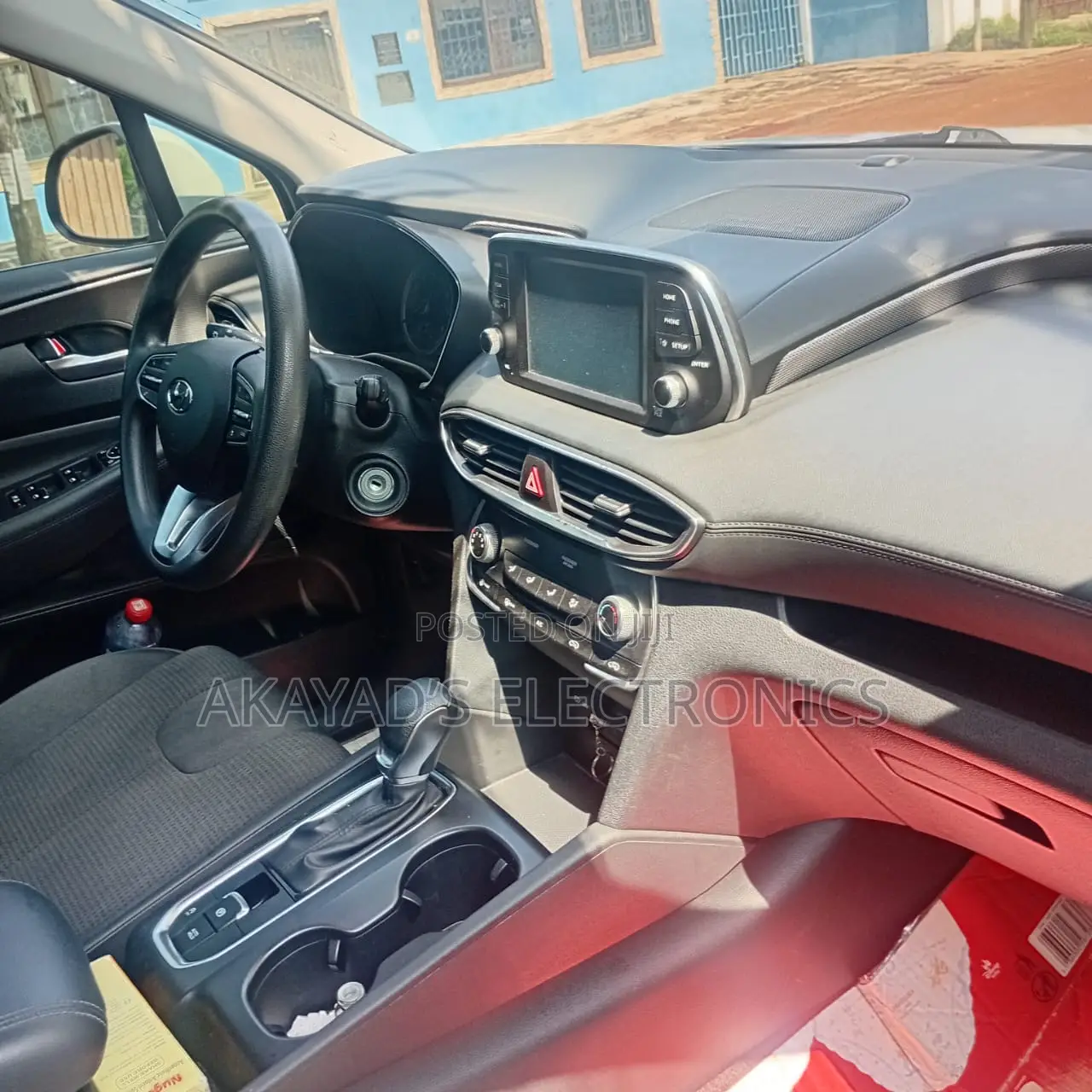 Hyundai Santa Fe 2019 White