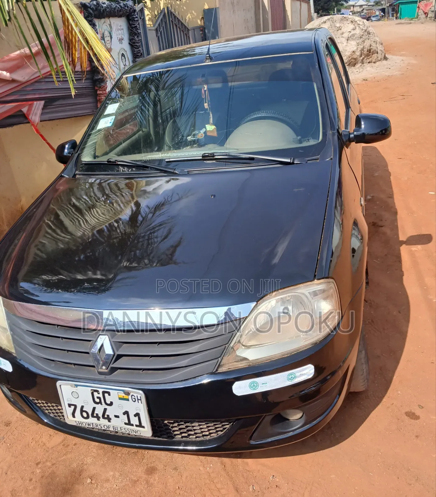 Renault Logan 2011 Black