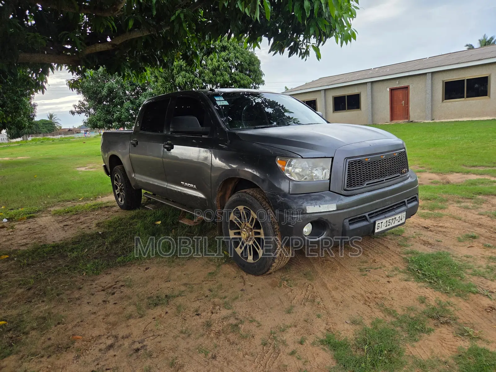 Toyota Tundra 2012 Gray