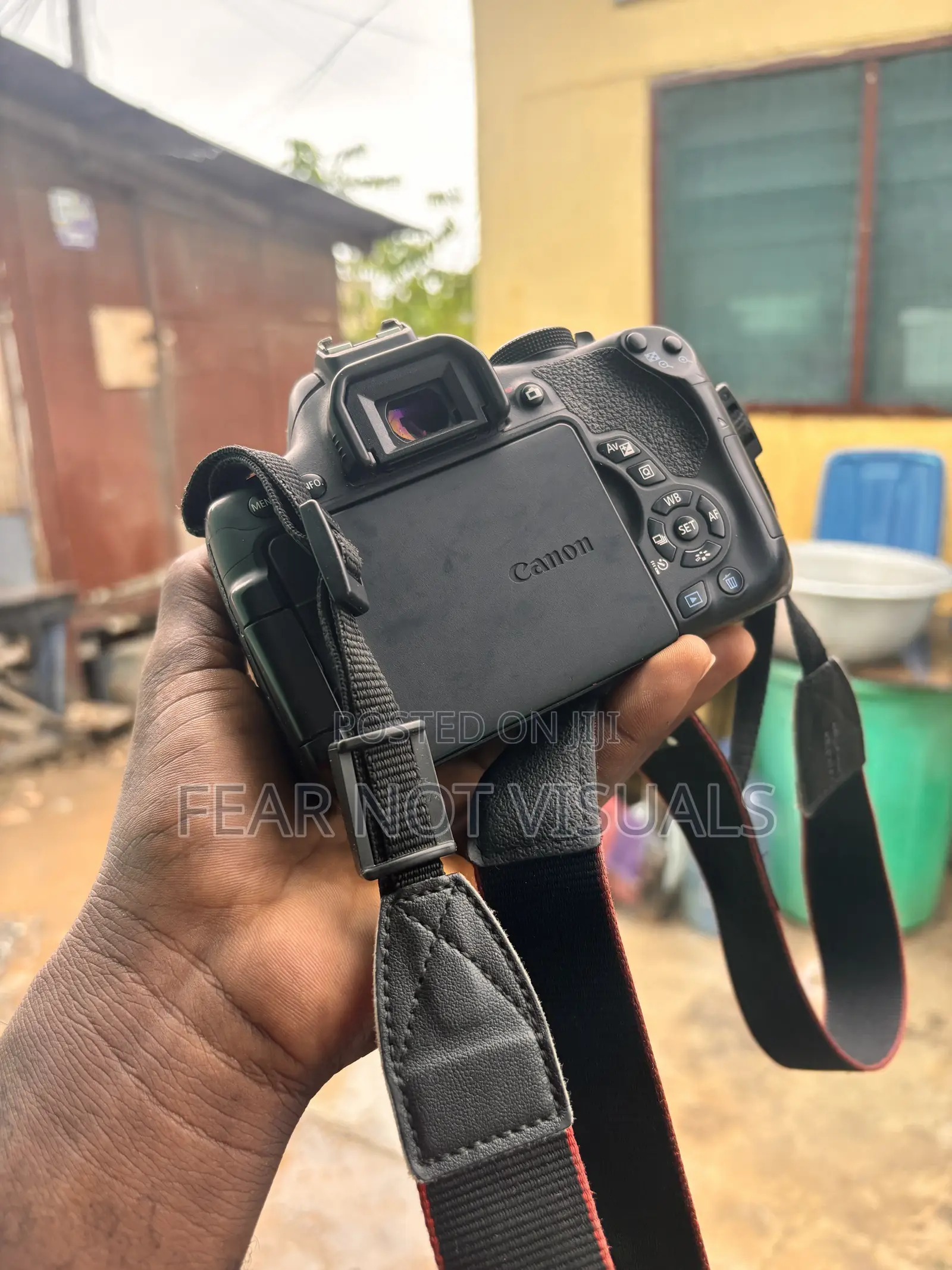 Canon 750d Eos With 18-55mm Lens