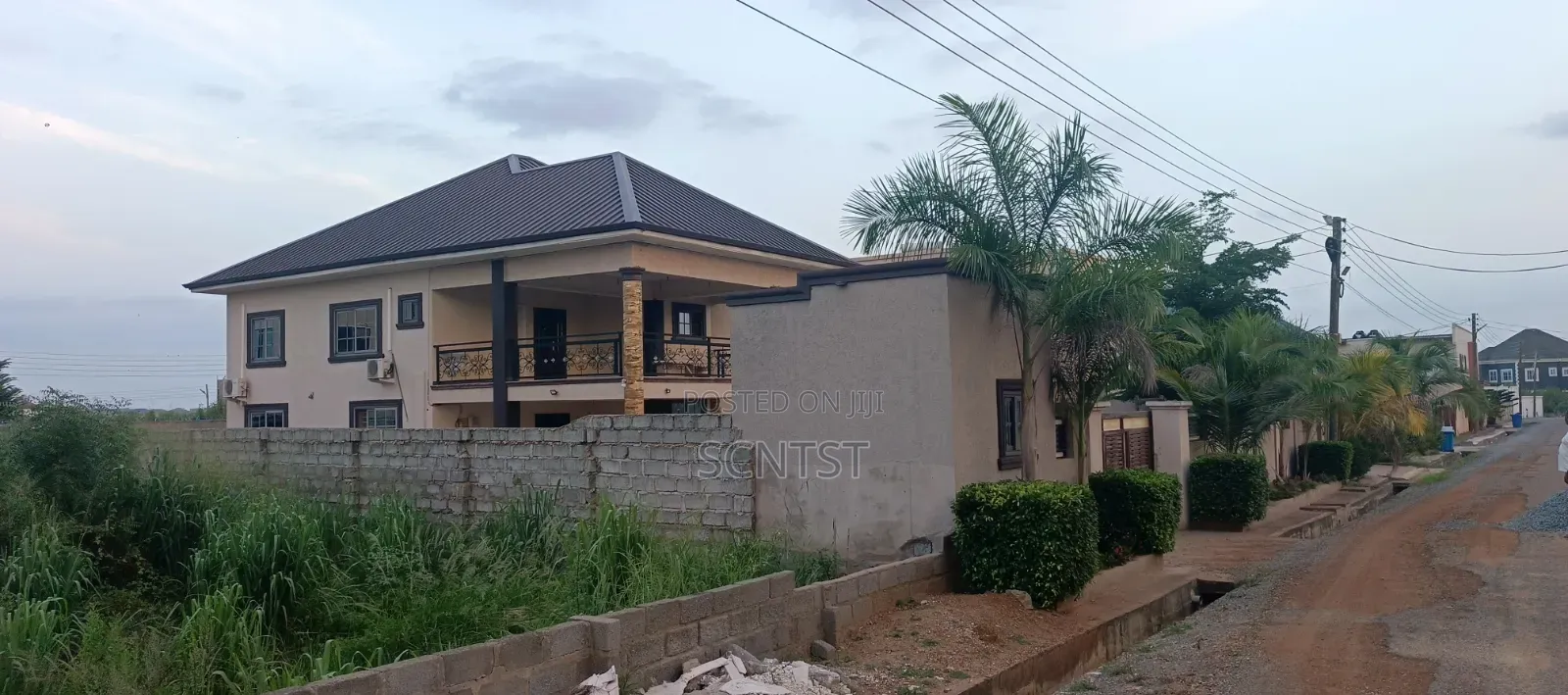 Furnished 4bdrm House in Lake Side Estate for sale