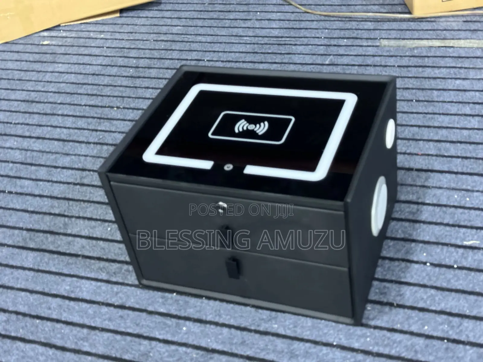 Intelligent Bedside Table