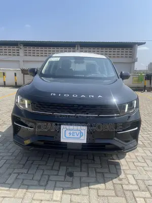 New Geely Galaxy L6 2025 Black