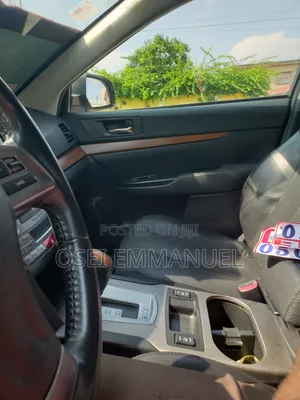Subaru Outback 3.6R 2013 Silver