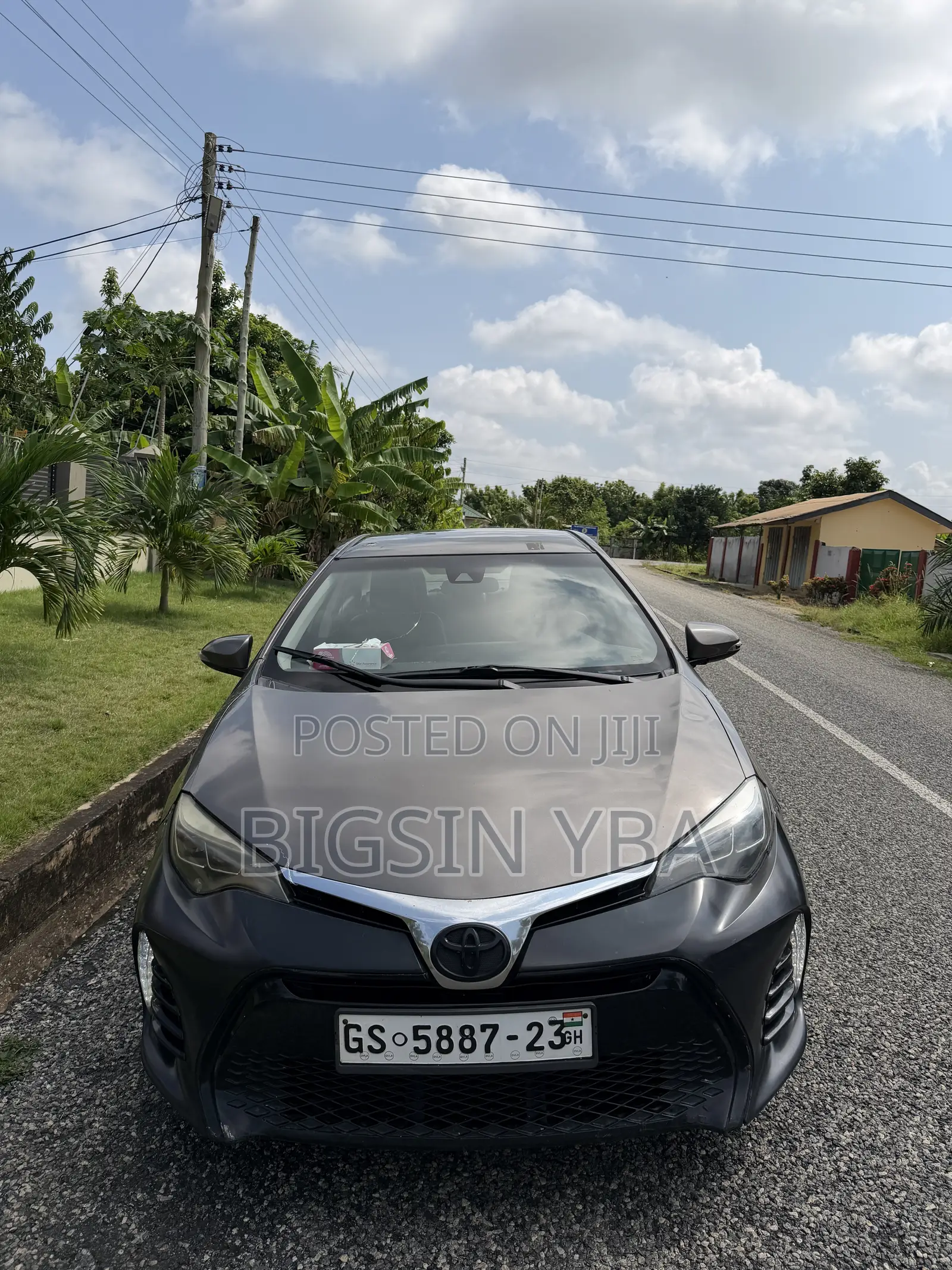 Toyota Corolla SE 4dr Sedan (1.8L 4cyl CVT) 2017 Gray