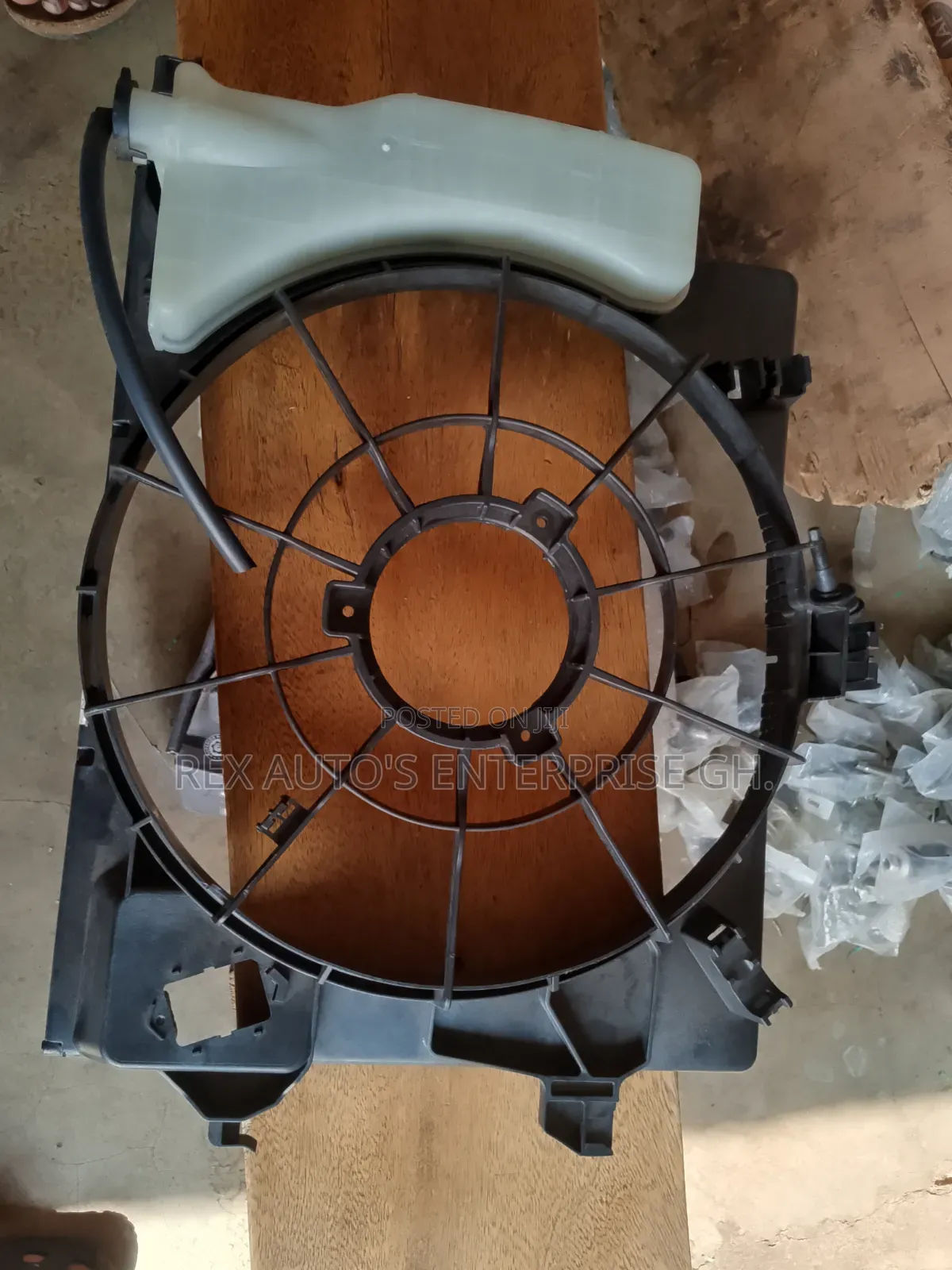 Accent 2012-2017 Fan Case