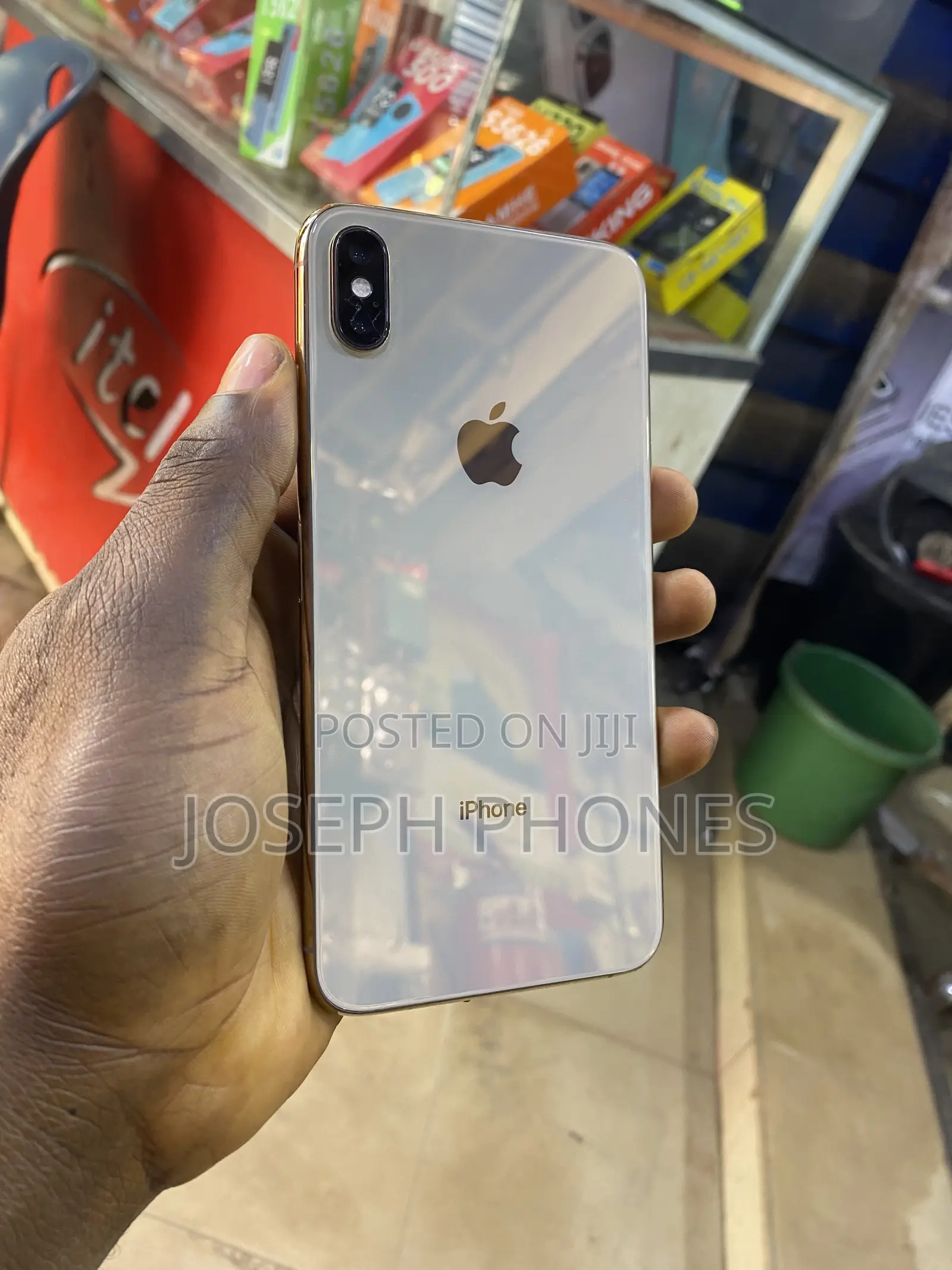 Apple iPhone XS Max 64 GB Gold