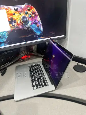 Laptop Apple MacBook Pro 2015 16GB Intel Core i7 SSD 256GB