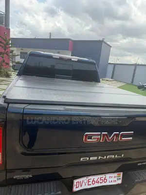 GMC Sierra 2023 Blue
