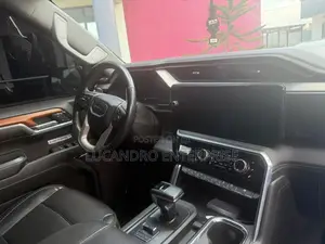 GMC Sierra 2023 Blue