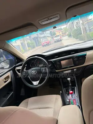 Toyota Corolla 2015 Silver