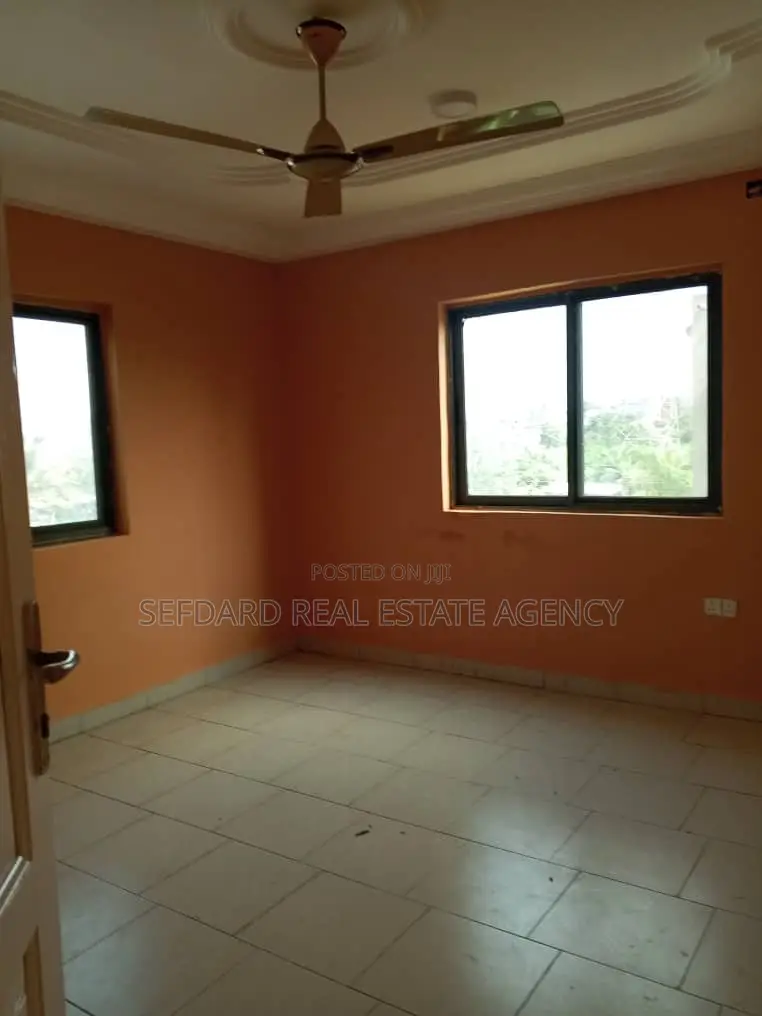 2bdrm Apartment in Sefdard Properties, Pokuase for rent