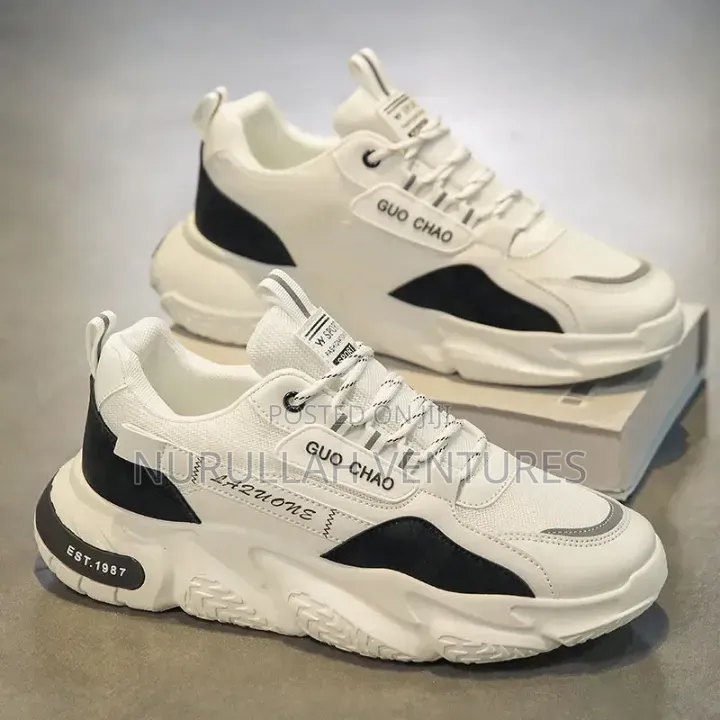 Fashion Running Shoes With Soft Sole