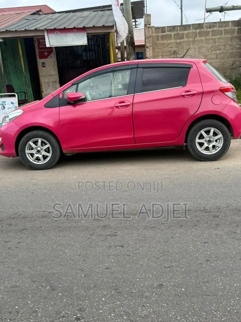 Toyota Vitz 2013