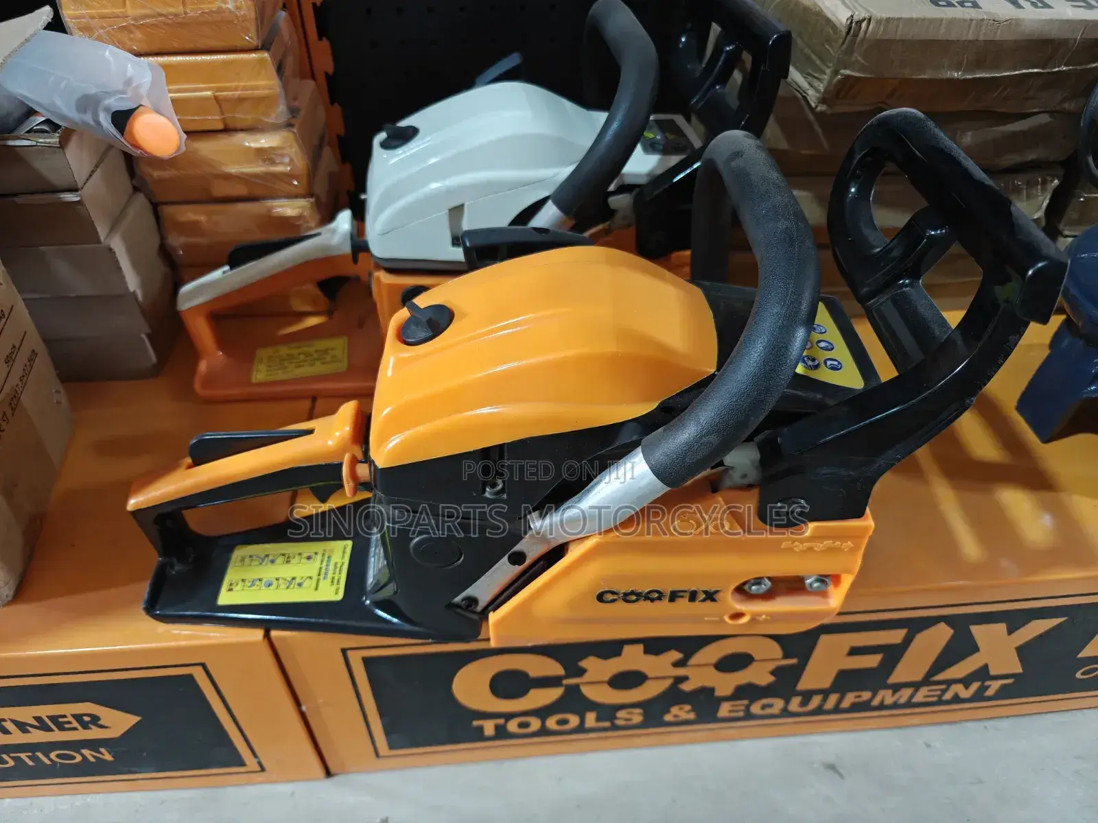 18 Inch 52cc Petrol Chainsaw Heavy Duty Wood Cutter