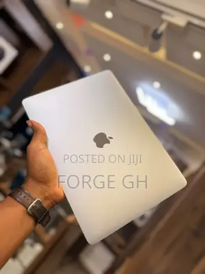 Laptop Apple MacBook Pro 2020 8GB Intel Core i5 SSD 256GB