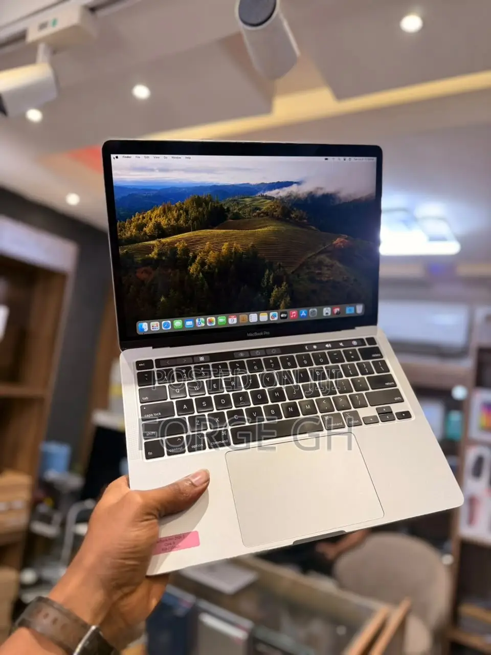 Laptop Apple MacBook Pro 2020 8GB Intel Core i5 SSD 256GB