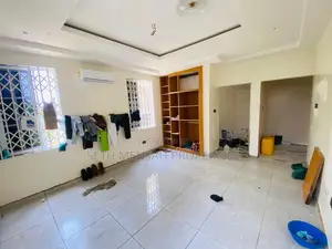 4bdrm House in 4 Bedroom House For, Abeka for rent