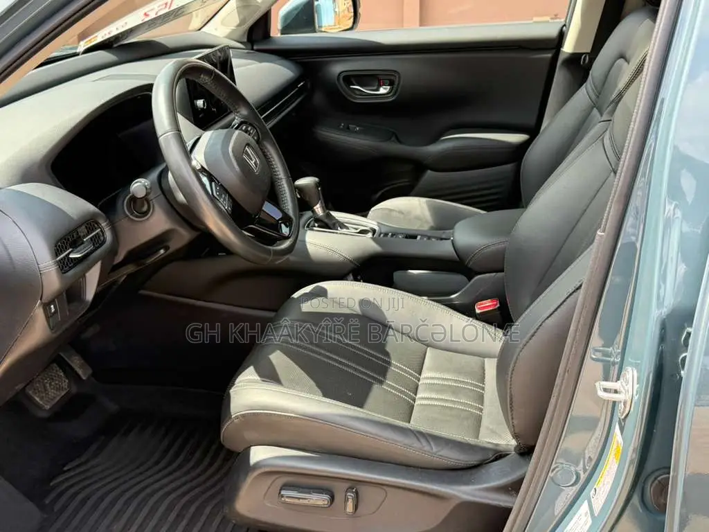 Honda HR-V EX-L 2WD CVT w/o BSI 2024 Gray