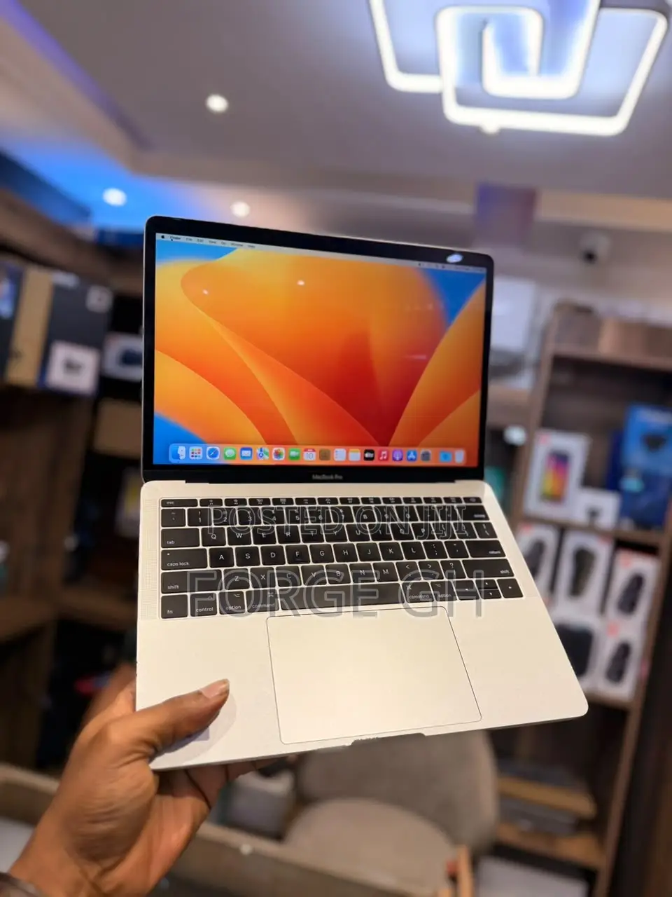 Laptop Apple MacBook Pro 2017 8GB Intel Core i5 SSD 256GB
