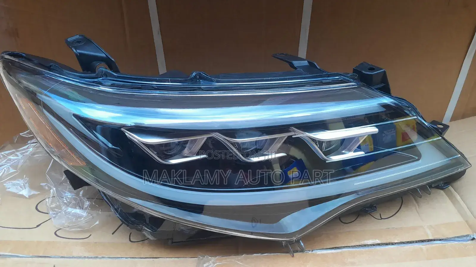 Camry 12 Head Light Led