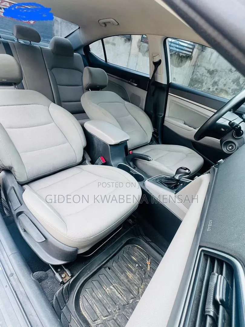 Hyundai Elantra 2017 White