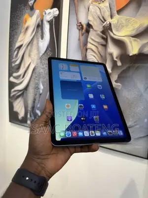 Apple iPad Air (2022) 64 GB Gray