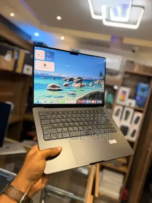 Laptop Apple MacBook Pro 2024 M4 16GB Apple M4 SSD 512GB