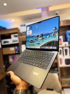 Laptop Apple MacBook Pro 2025 M5 16GB Apple M5 SSD 512GB