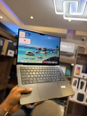 Laptop Apple MacBook Pro 2025 M5 16GB Apple M5 SSD 512GB