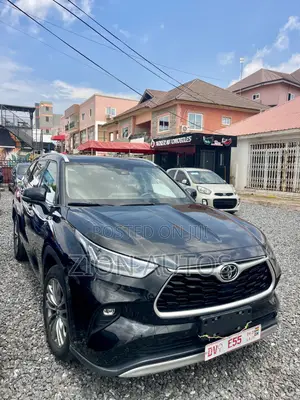 Toyota Highlander Limited AWD 2023 Black
