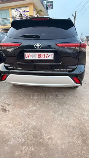 Toyota Highlander Platinum 2021 Black