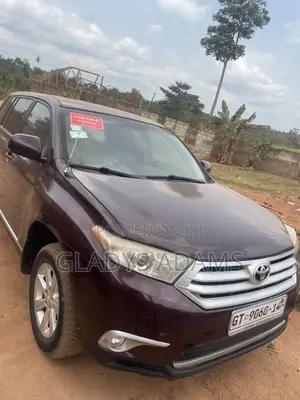 Toyota Highlander 3.5L 4WD 2013 Black