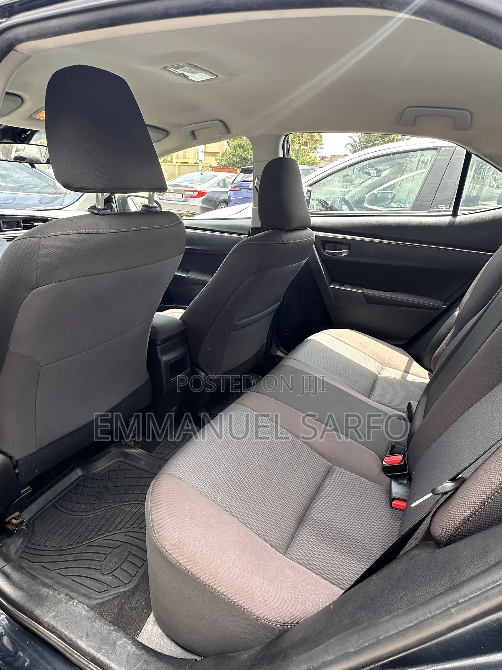 Toyota Corolla LE (1.8L 4cyl 2A) 2018 Black