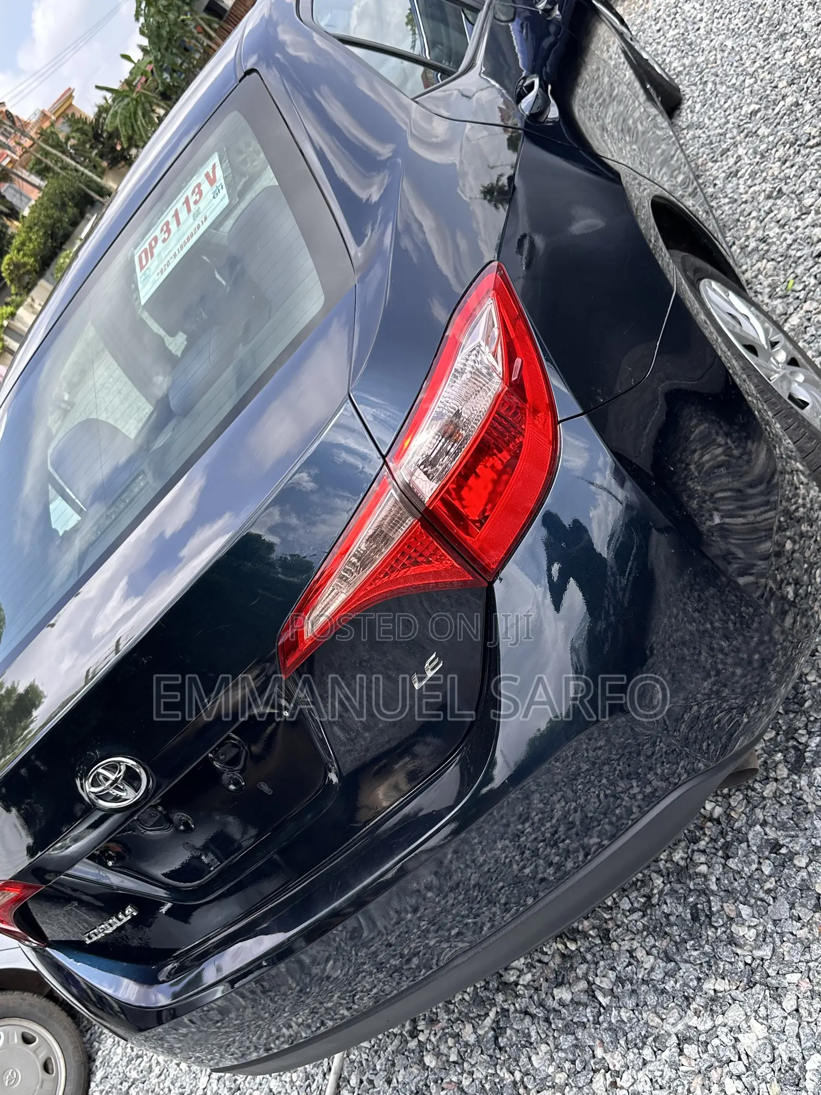 Toyota Corolla LE (1.8L 4cyl 2A) 2018 Black