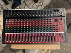 Yamaha Ct-16 Professional 16-Channel Dj Mixing Console With Usb.