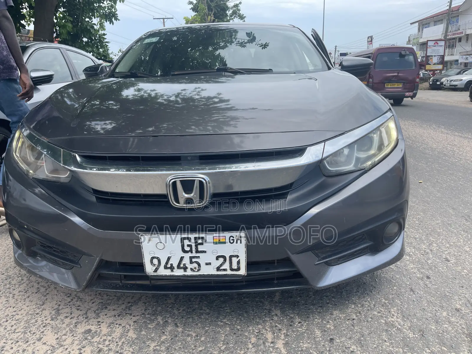 Honda Civic EX 4dr Sedan (2.0L 4cyl) 2017 Gray