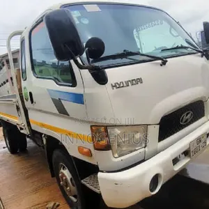 Hyundai Mighty Flatbed Truck – 2007 Model