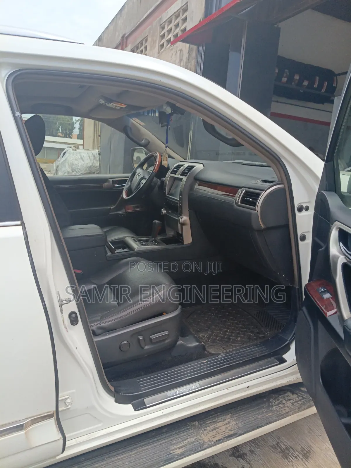 Lexus GX 460 2010 White