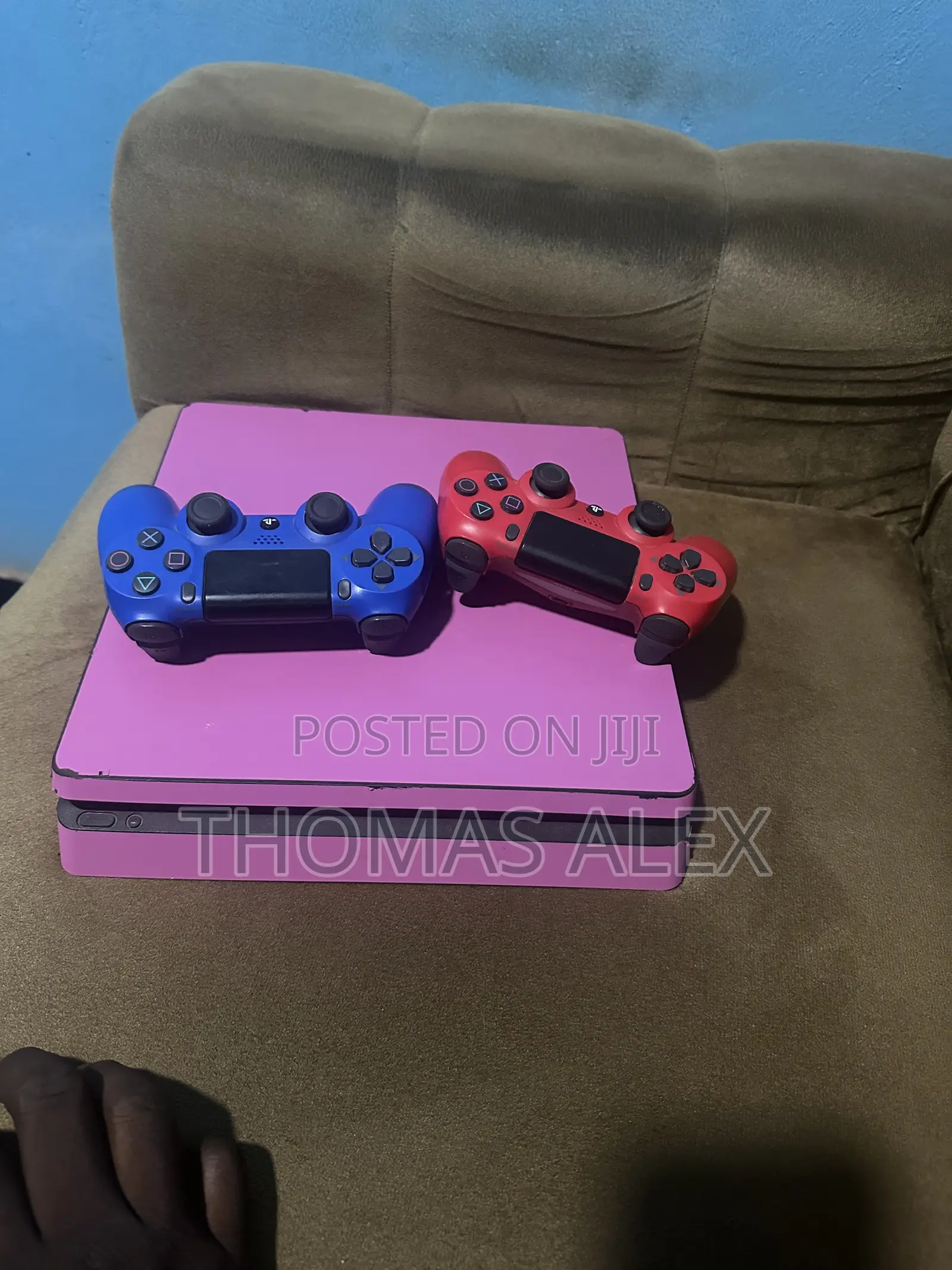 Play Station 4