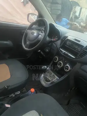 Hyundai I10 2010 Brown