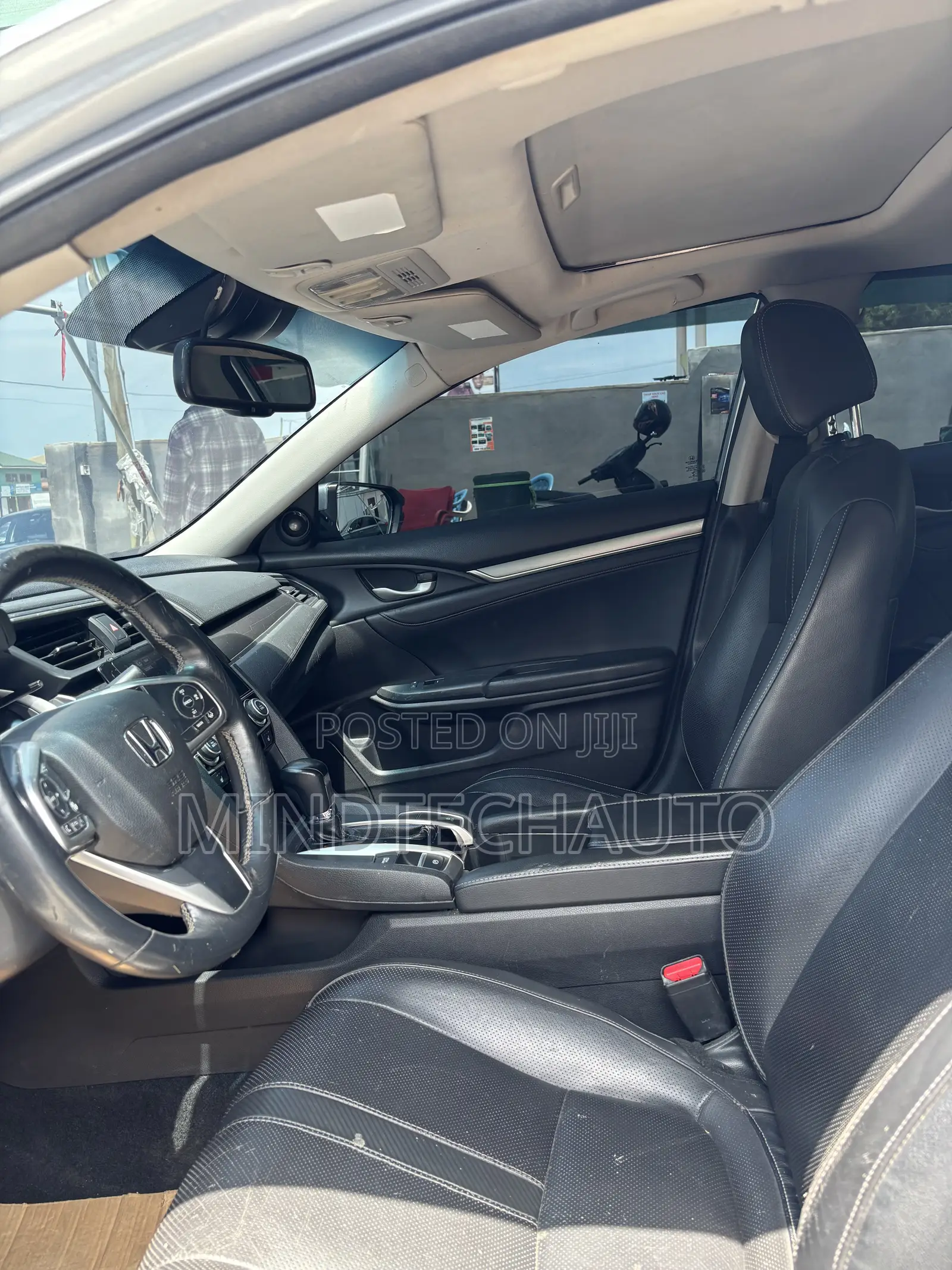 Honda Civic Touring Coupe 2018 Silver
