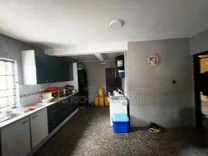 4bdrm Bungalow in Ab Richie Properties, Cold Store for sale