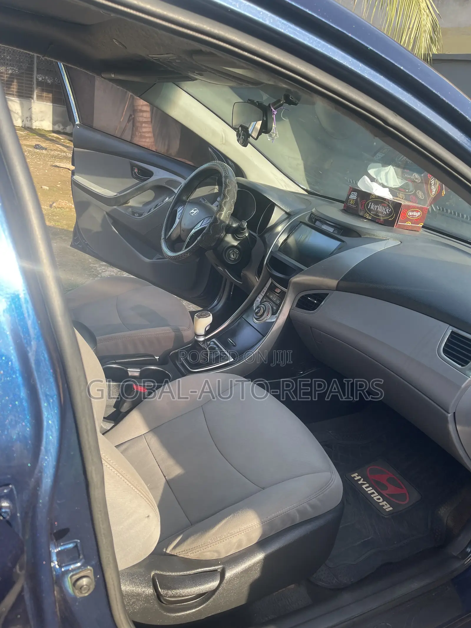 Hyundai Elantra Limited 2012 Blue