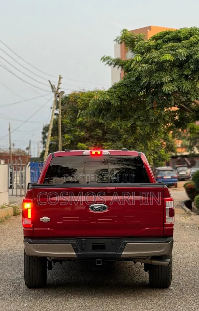 Ford F-150 2022 Red