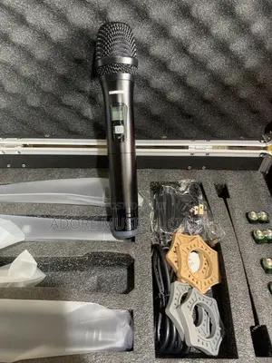 Shure 4in1 Wireless Microphone